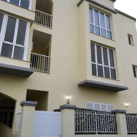 Contemporary Flat In Tenerife Sur - San Isidro, El Medano